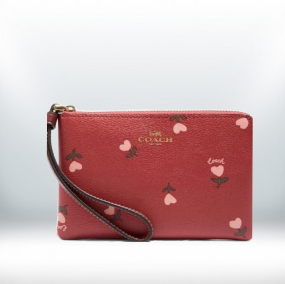 NWT Coach Wristlet With Heart Floral Print
